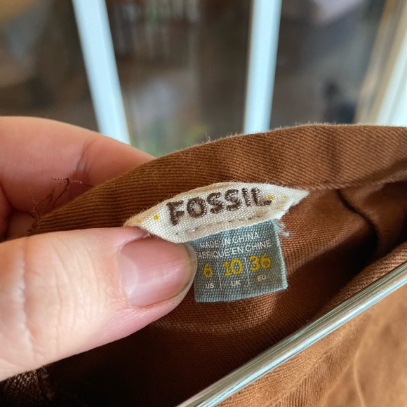 Fossil size 6 brown mini skirt - Picture 3 of 6